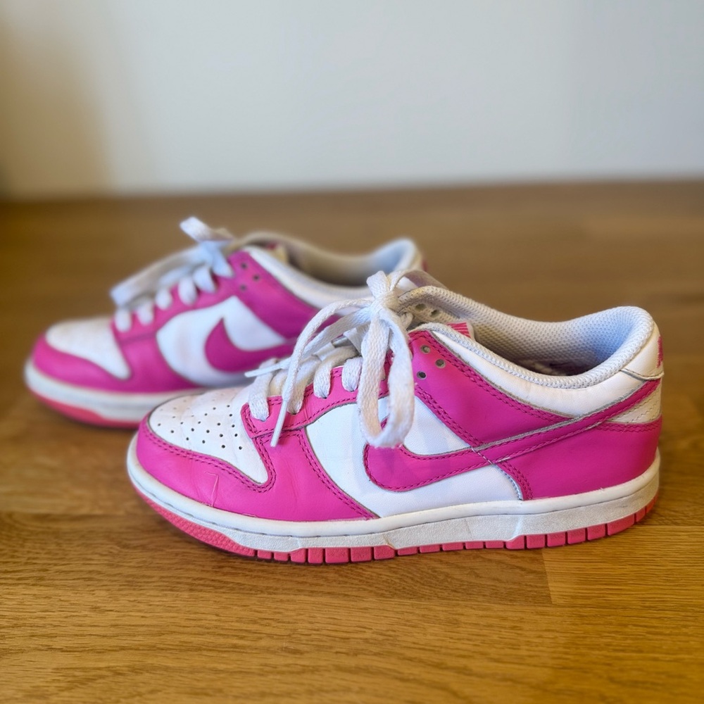 Nike Kids Pink and White Low-Top Sneakers
